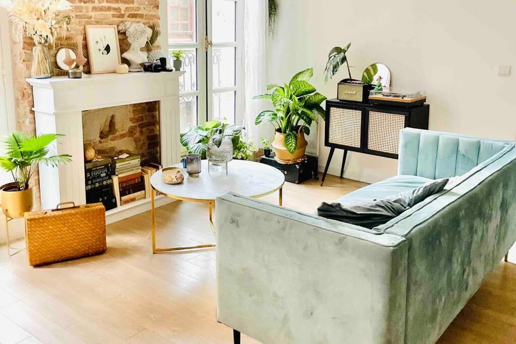 Tres Bel Appartement De 60M2 En Centre Ville ลาวัวร์ ภายนอก รูปภาพ